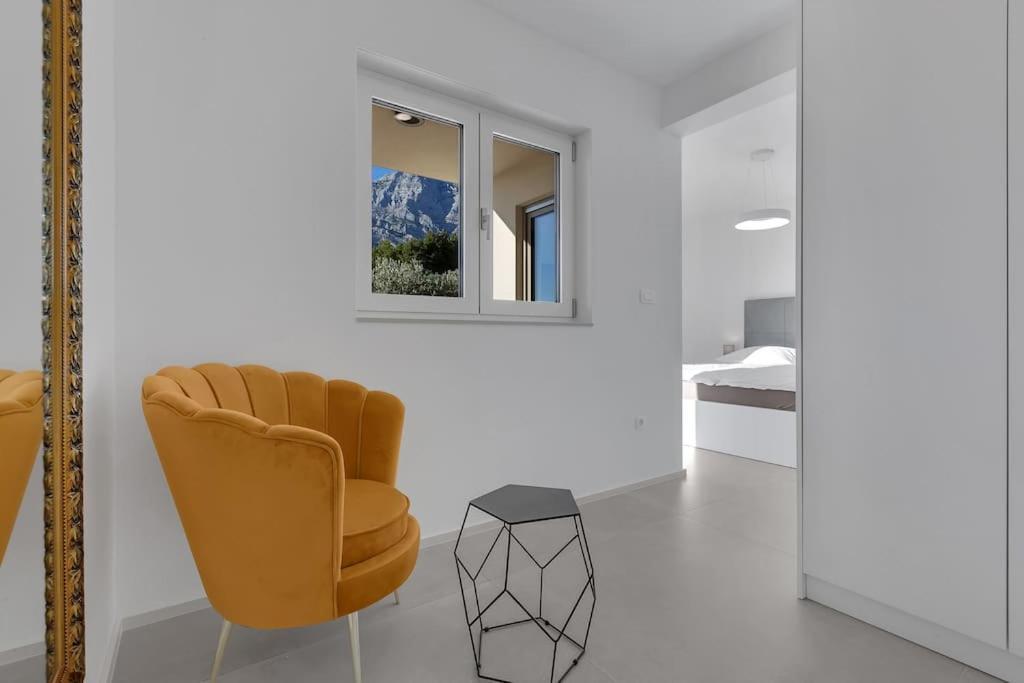 Apartman Delux With Private Pool - Makarska Exklusiv Tučepi Exteriér fotografie
